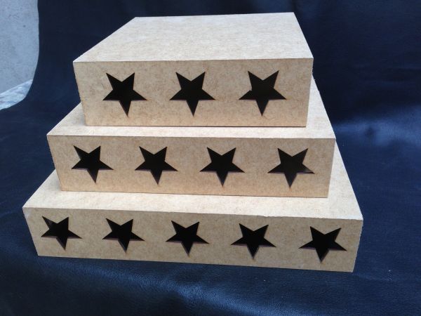 TRIO DE BANDEJAS PARA FESTA PROVENÇAL ESTRELA